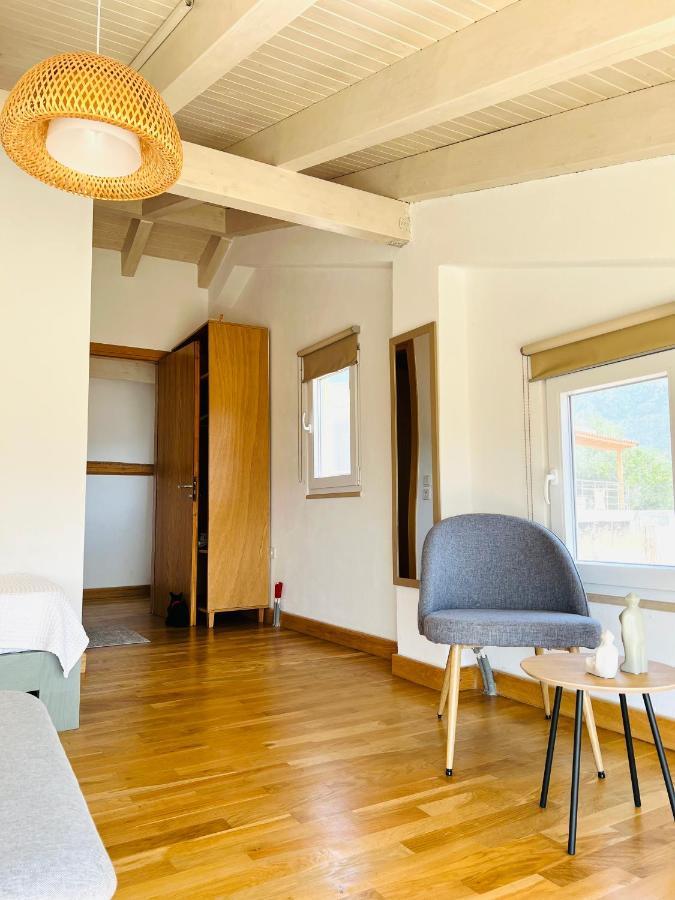 Tzavelitiko Home Himare Exterior foto
